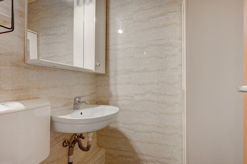 Vitan Mall  - decomandat - centrala termica - bloc reabilitat