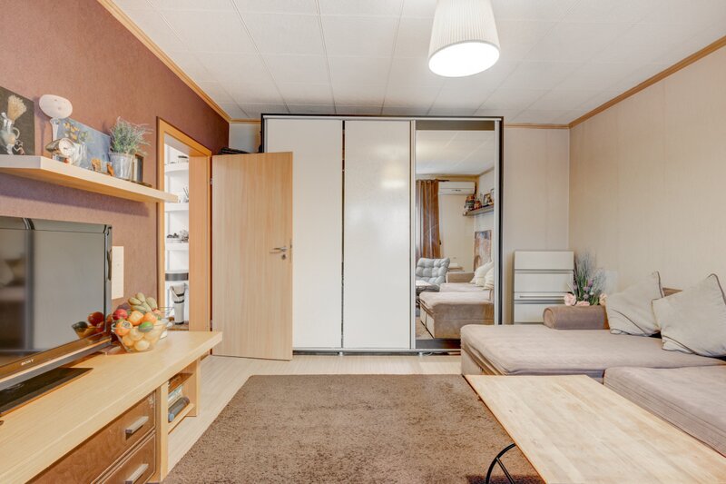 Vitan Mall  - decomandat - centrala termica - bloc reabilitat